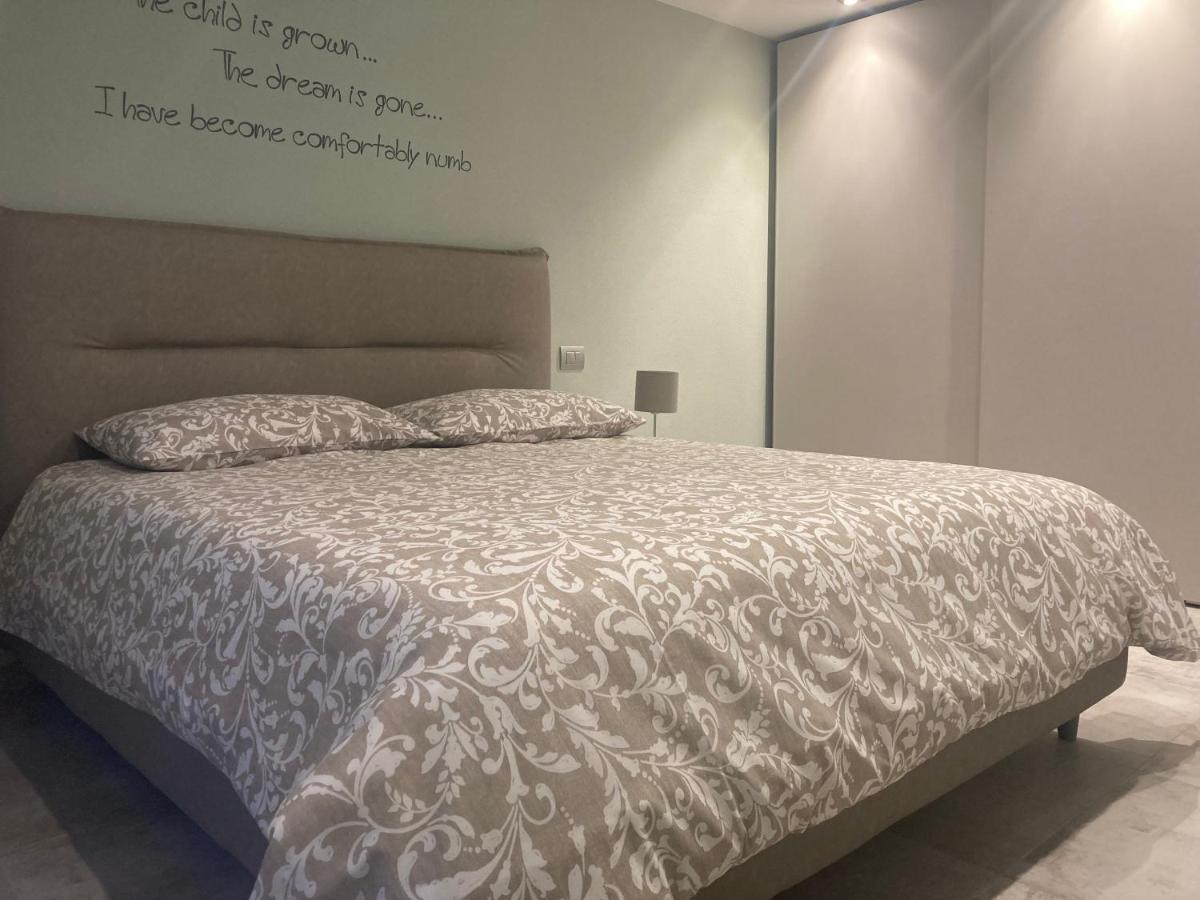 Senin House Villa อาออสตา ภายนอก รูปภาพ